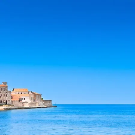 In Vrvari With Air Conditioning, Wifi 664-6 * Porec